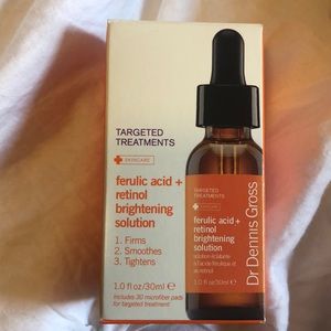 Dr Dennis Gross retinol and  brightening solution